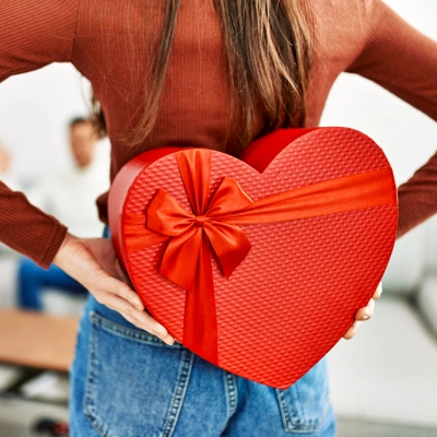 vad-ska-man-ge-en-man-på-alla-hjärtans-dag